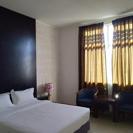 בנדר סרי בגאוואן Ginasuite Kompleks27 Hotel מראה חיצוני תמונה