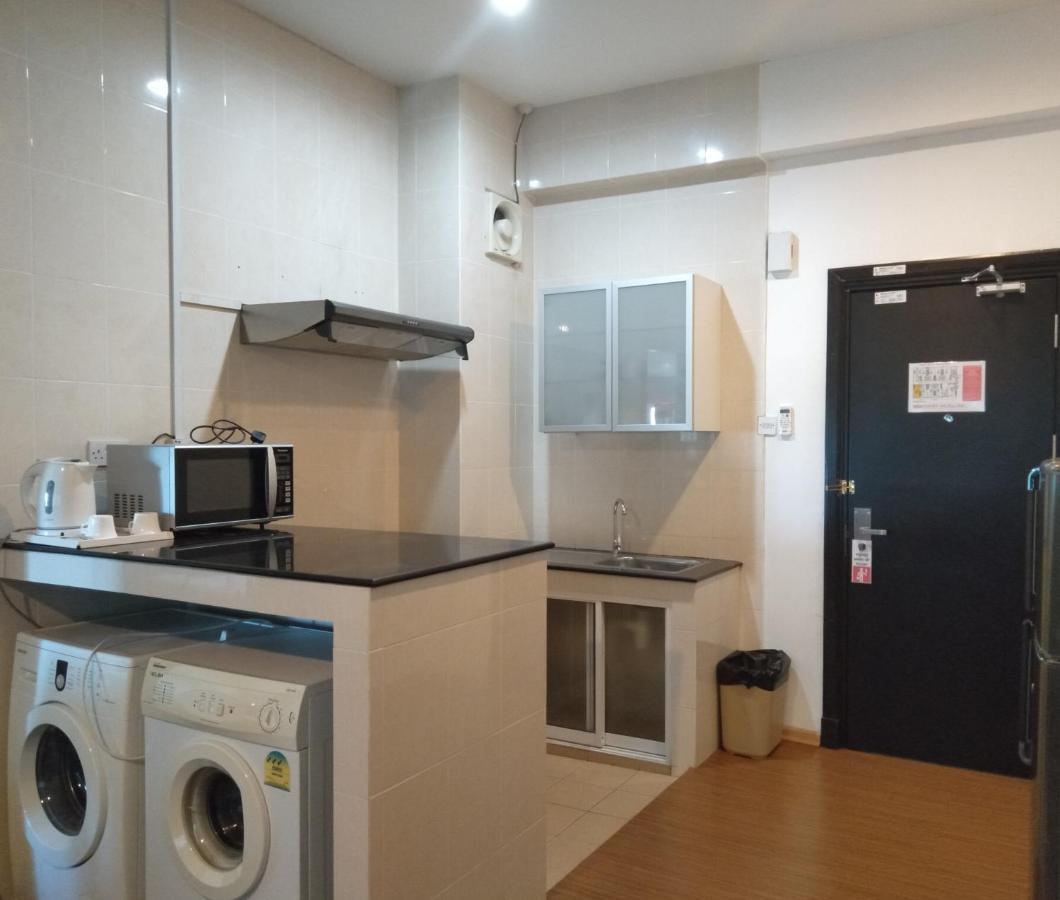 בנדר סרי בגאוואן Ginasuite Kompleks27 Hotel מראה חיצוני תמונה