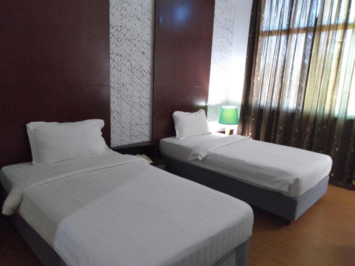 בנדר סרי בגאוואן Ginasuite Kompleks27 Hotel מראה חיצוני תמונה