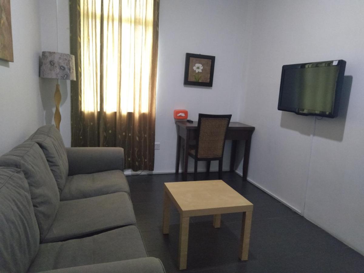 בנדר סרי בגאוואן Ginasuite Kompleks27 Hotel מראה חיצוני תמונה