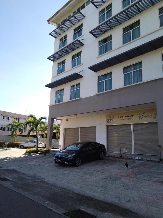 בנדר סרי בגאוואן Ginasuite Kompleks27 Hotel מראה חיצוני תמונה