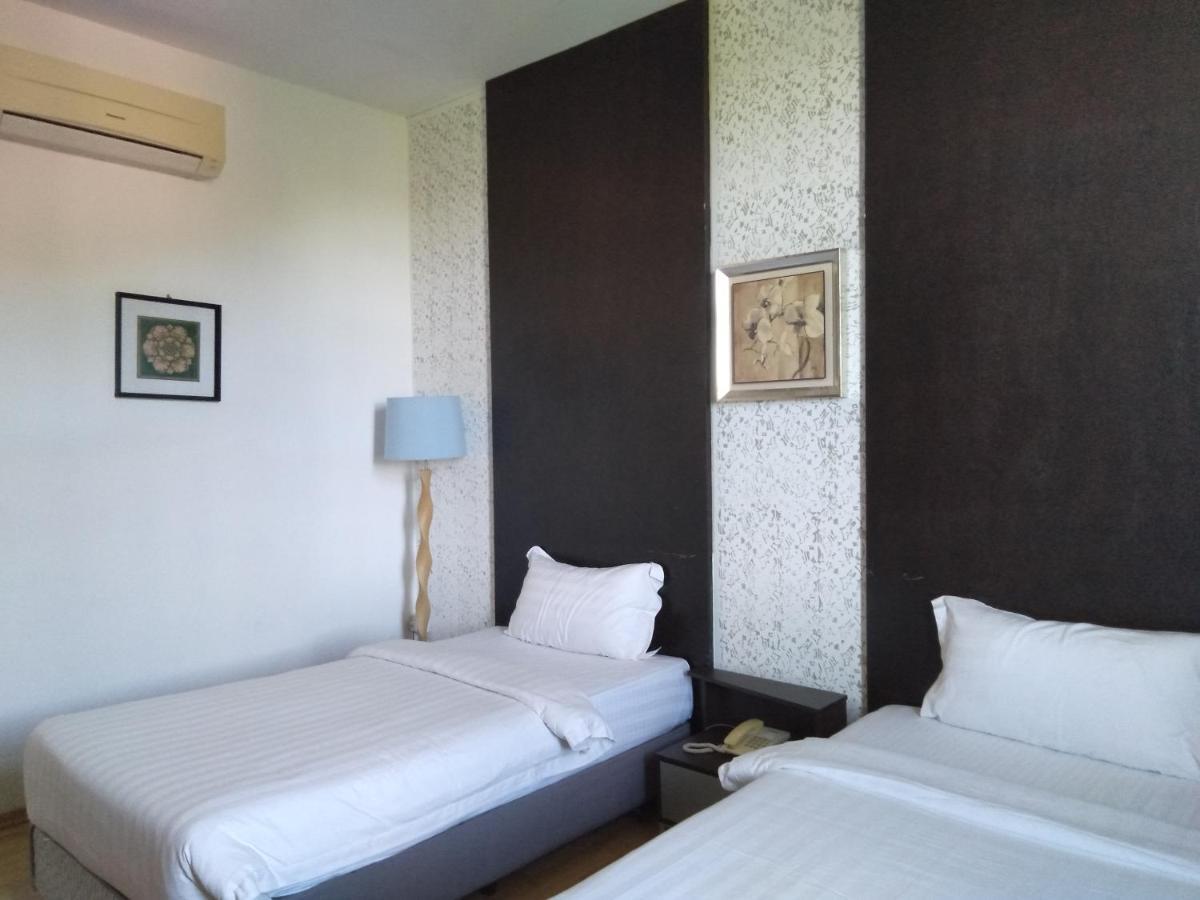 בנדר סרי בגאוואן Ginasuite Kompleks27 Hotel מראה חיצוני תמונה