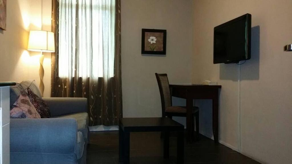 בנדר סרי בגאוואן Ginasuite Kompleks27 Hotel מראה חיצוני תמונה