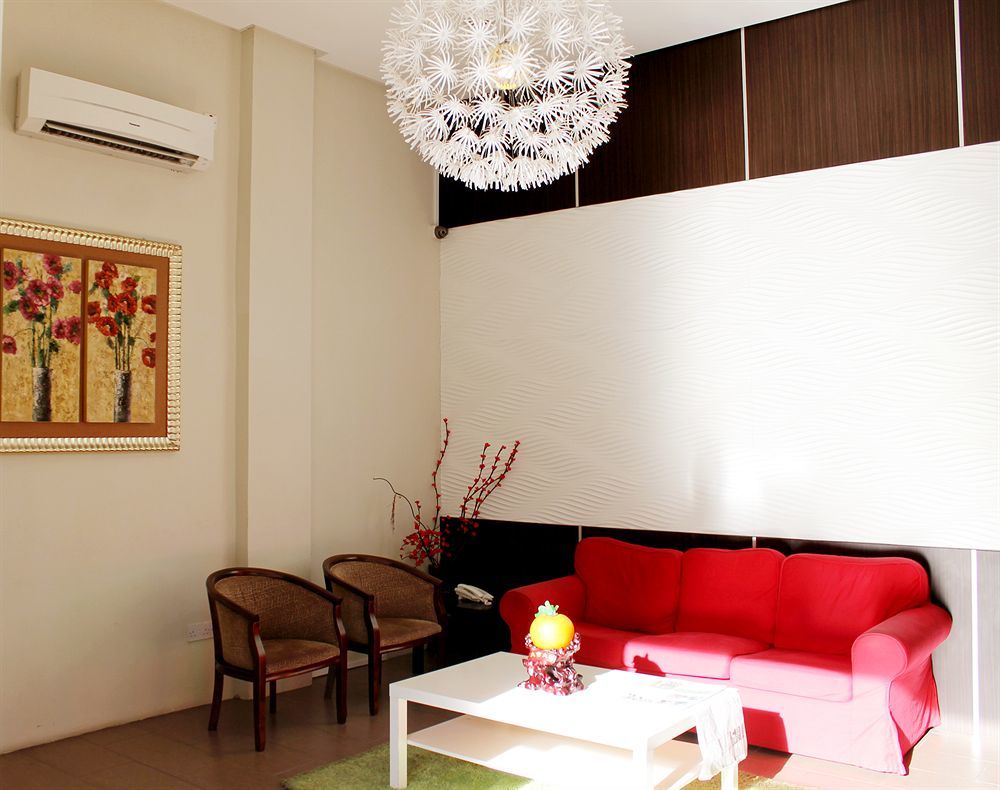 בנדר סרי בגאוואן Ginasuite Kompleks27 Hotel מראה חיצוני תמונה