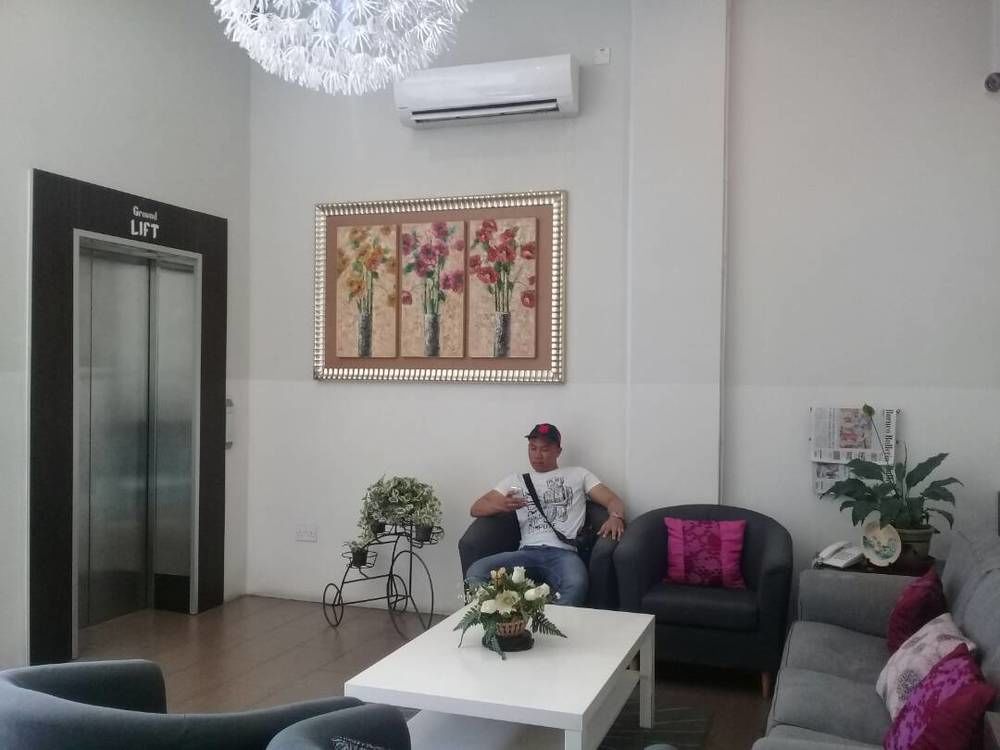 בנדר סרי בגאוואן Ginasuite Kompleks27 Hotel מראה חיצוני תמונה