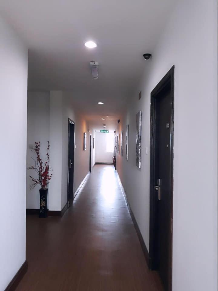 בנדר סרי בגאוואן Ginasuite Kompleks27 Hotel מראה חיצוני תמונה