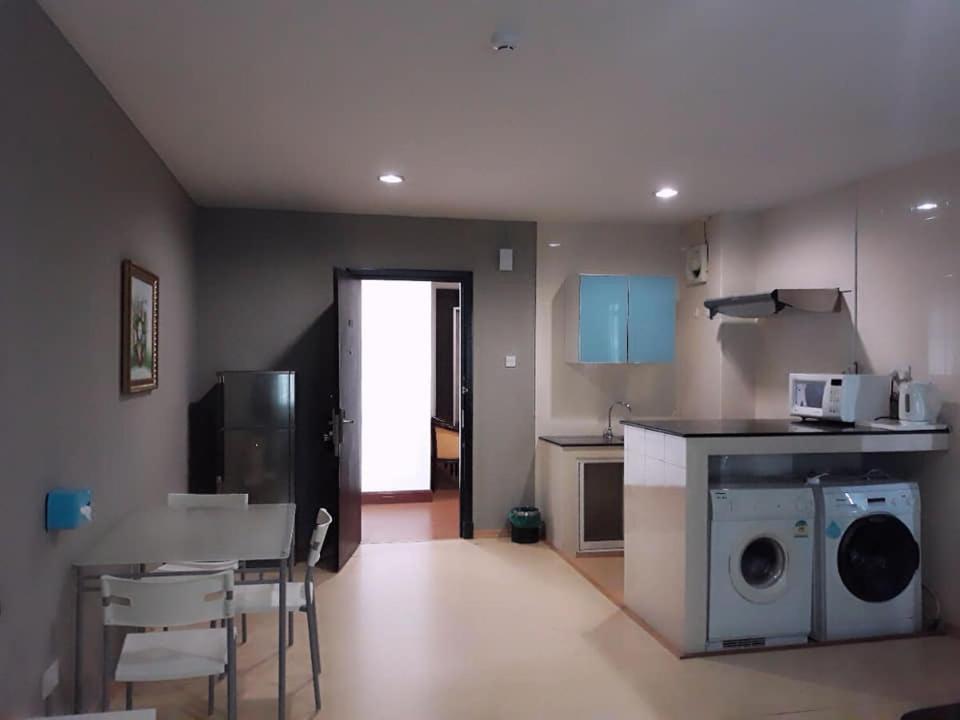 בנדר סרי בגאוואן Ginasuite Kompleks27 Hotel מראה חיצוני תמונה