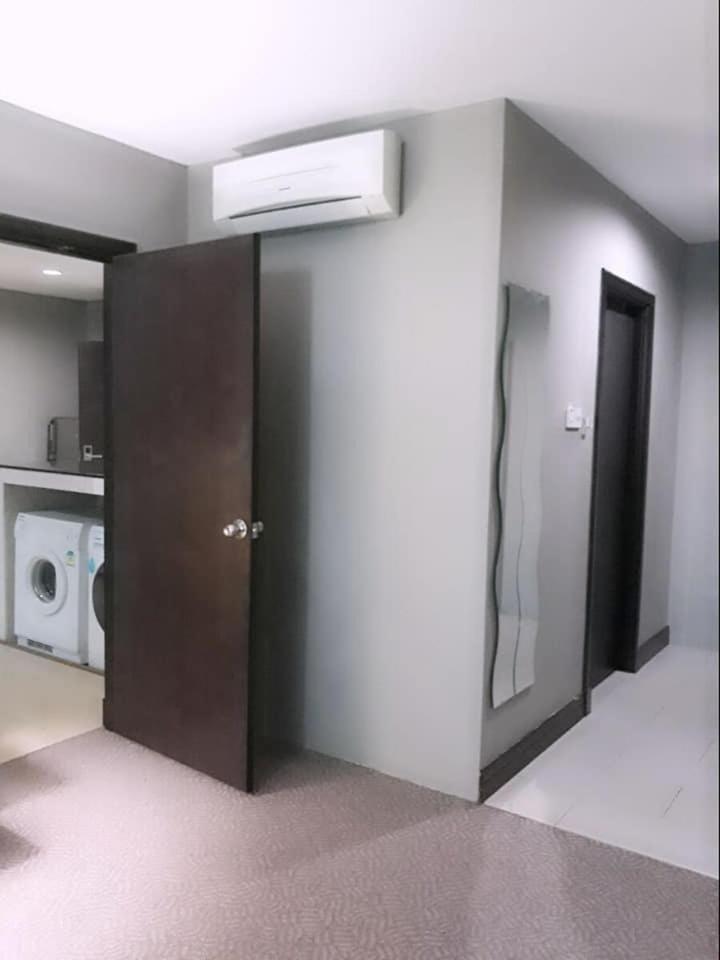 בנדר סרי בגאוואן Ginasuite Kompleks27 Hotel מראה חיצוני תמונה