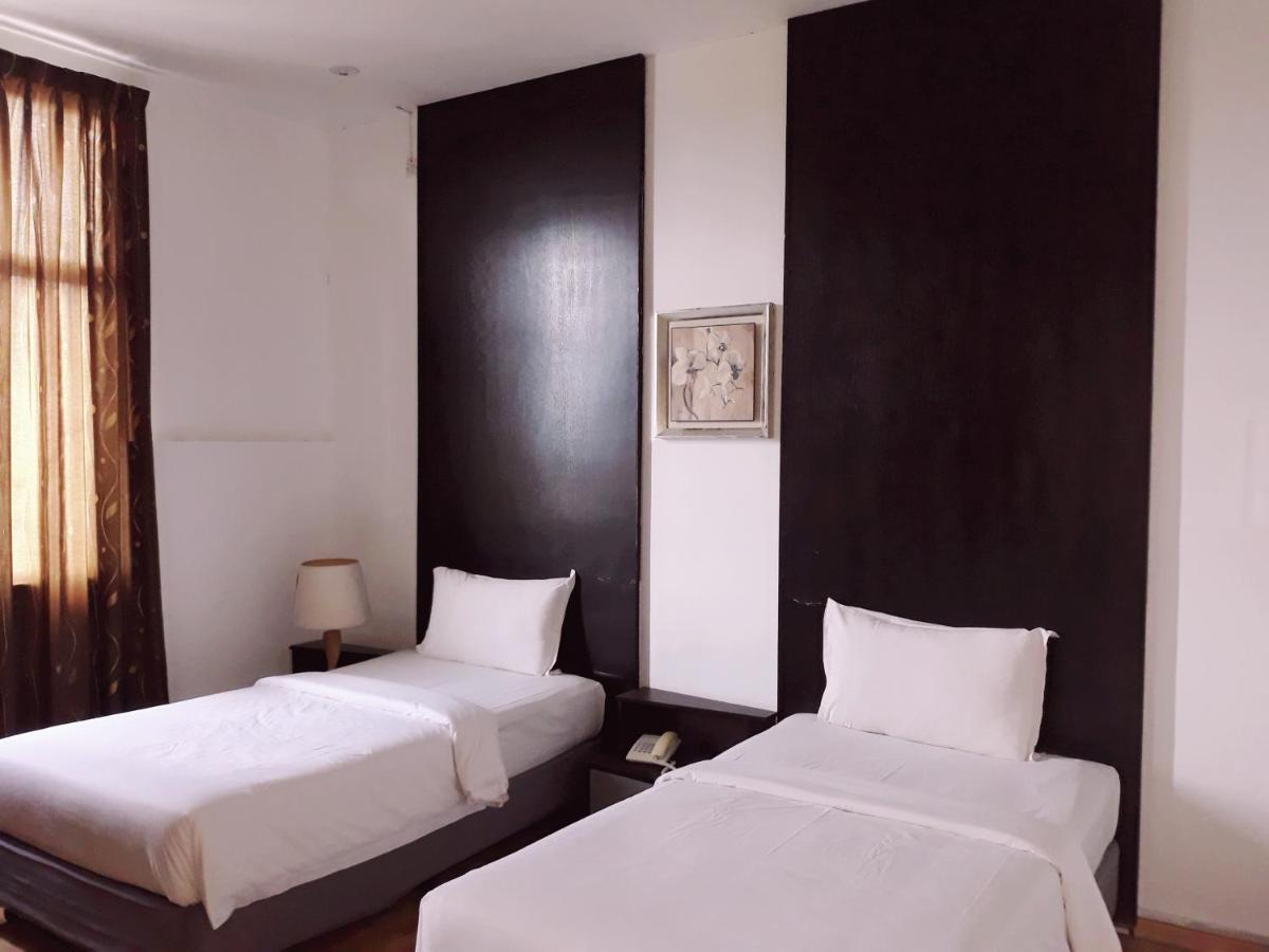 בנדר סרי בגאוואן Ginasuite Kompleks27 Hotel מראה חיצוני תמונה